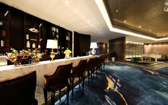 Xinhua Jian'guo Hotel