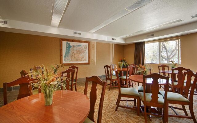 Best Western Rory & Ryan Inns