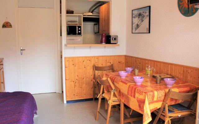 Appartement Vars, 1 pièce, 4 personnes - FR-1-330B-4