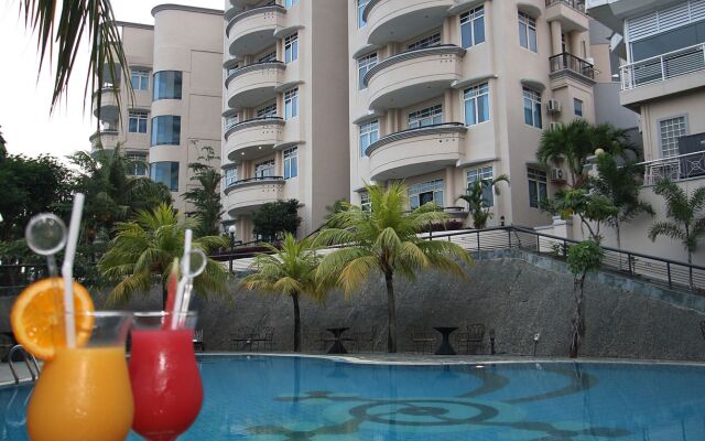 Grand Eska Hotel & Suite