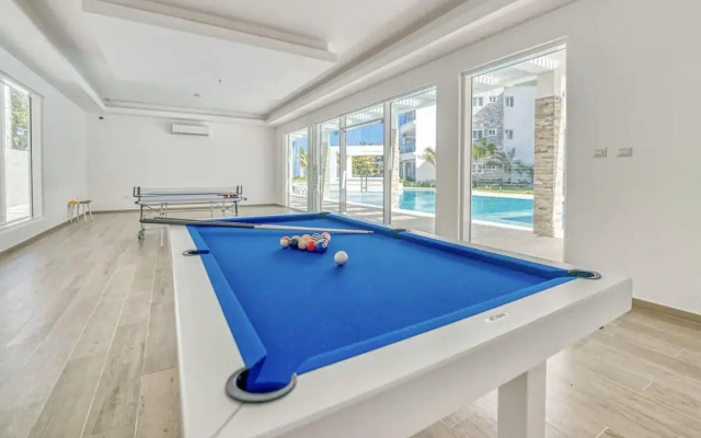 Playa Coral Condo in Paradise F22