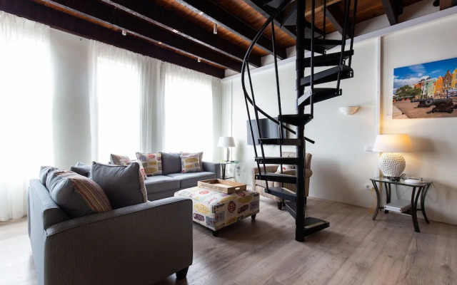 Punda City Centre Penthouse at Plaza JoJo