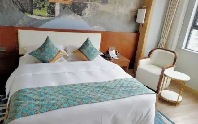 Qing Cao Wan Hotel