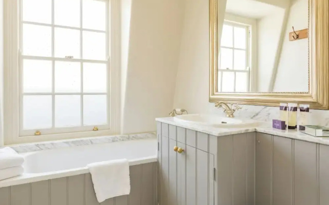 Kinnerton Street by Onefinestay