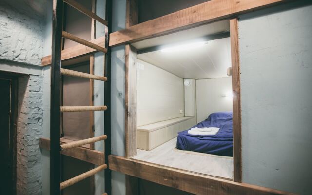 Your Space capcule - Hostel