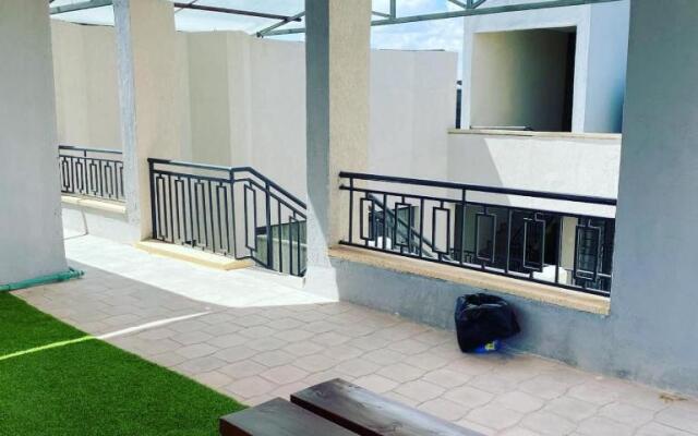 Andyhill Studio Apartment -Tsavo Embakasi Near Sgr