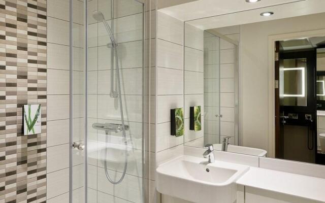Premier Inn Leeds City Centre (Whitehall Road)