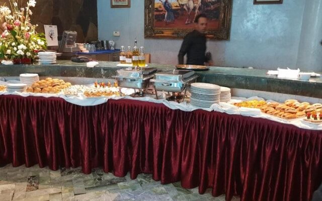 Hôtel Rania Belmadina