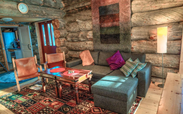 Cottage Kuukkeli Hirvas