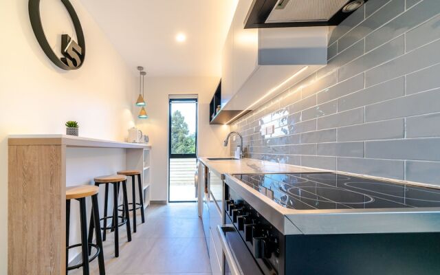 Browns Bay Brand New Super Modern 2