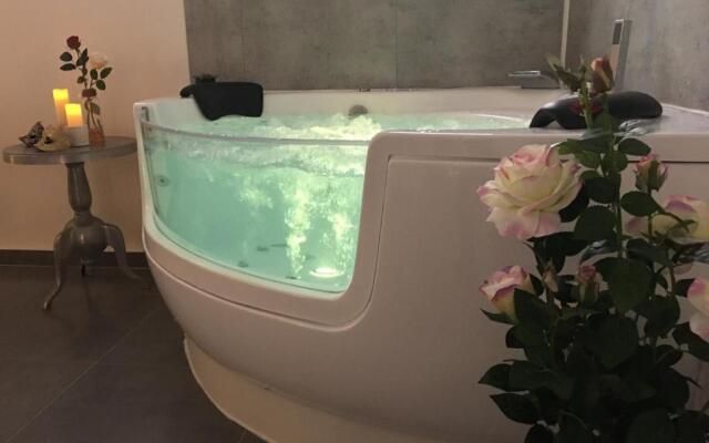 COSY & SPA Appartement luxe JACUZZI "Suite Diamant"