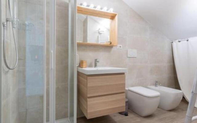 Bright Perugia Apartment