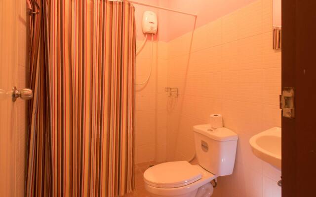 Plan B Hotel - Hostel