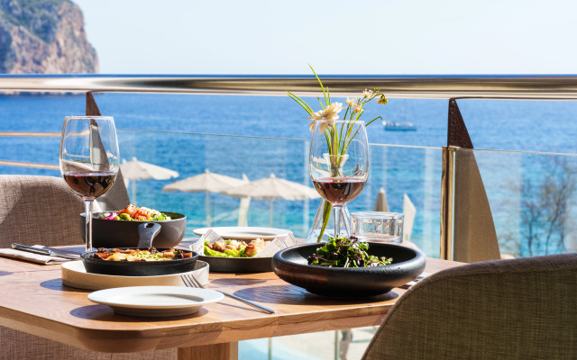 Bahía Suites Camp De Mar