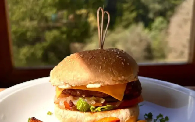 Hawklee Country House