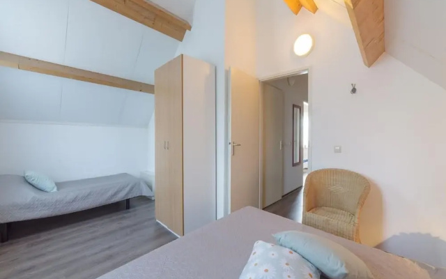 Spacious Holiday Home With Sauna Near Beach