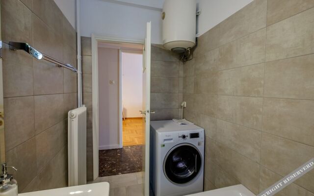 Olala Kolonaki Chic Spacious 3br Flat W Balcony