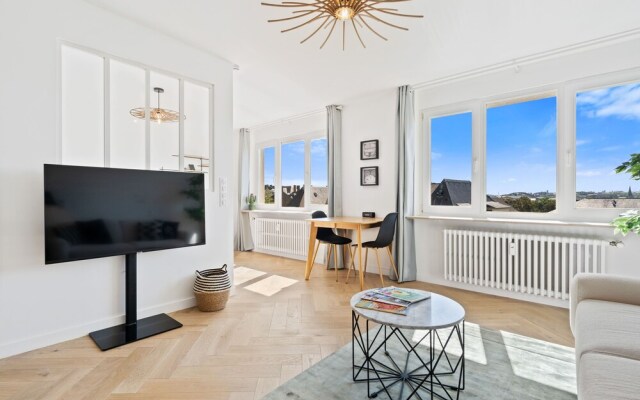 Brand New Retreat in Belair ID224