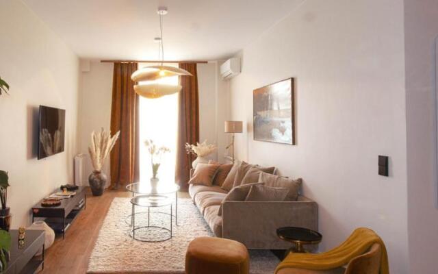 EXCEPTIONNEL! Luxueux appartement 150 m2 Terrasse 40m2 plein centre 6personnes