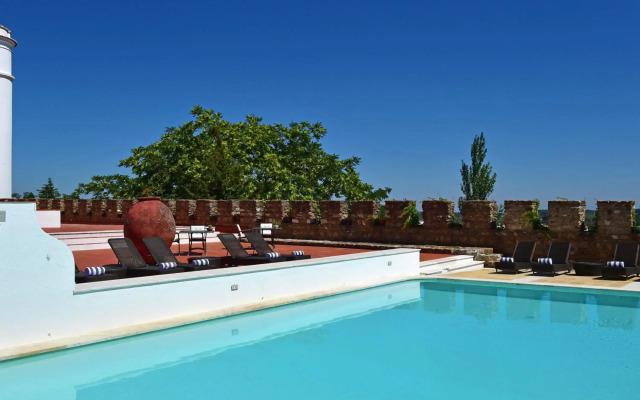 Pousada Castelo de Estremoz - Historic Hotel