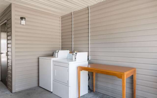 Studio 6 Statesboro, GA