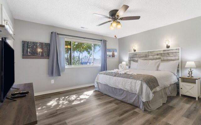 Ozark Escape at the Pointe