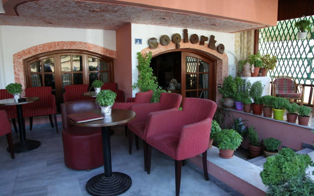 Sogiorka Apartments