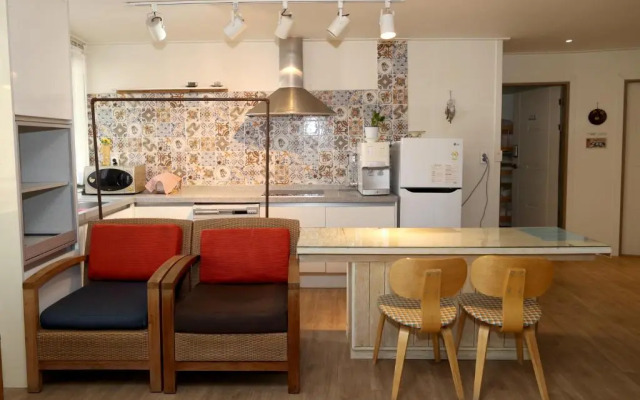 Pohang Youngildae Guesthouse Hostel
