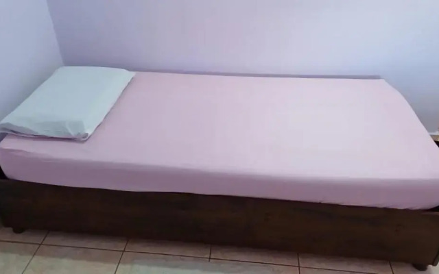 Quarto individual Zona Leste Penha