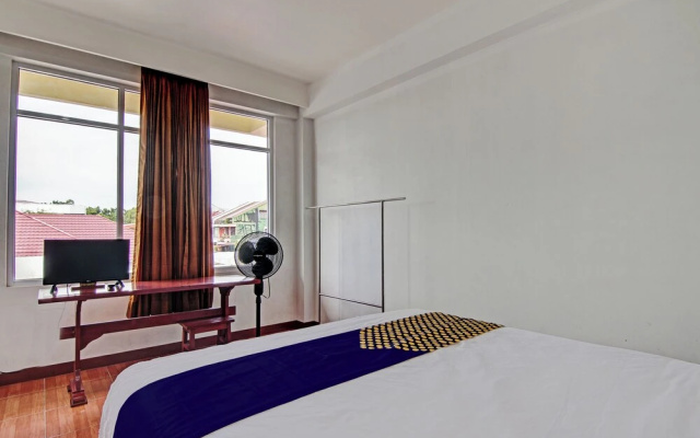 Hotel O Pondok Anggrek Syariah
