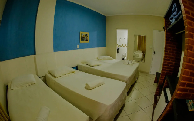 Acrópolis Marina Hotel