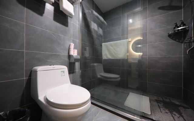 Starway Hotel Nanjing Chengxin Avenue Metro Station