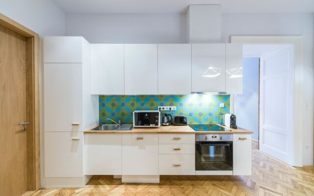 Oasis Apartments - Paulay Ede Street