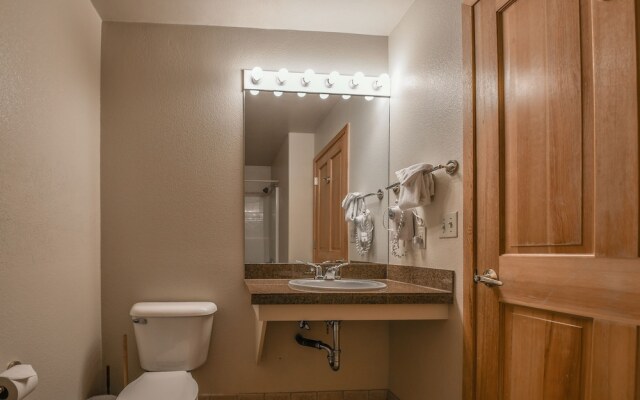 Gateway Lodge 5002 by SummitCove Vacation Lodging