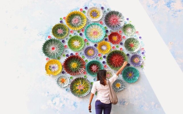 Seeds Hotel