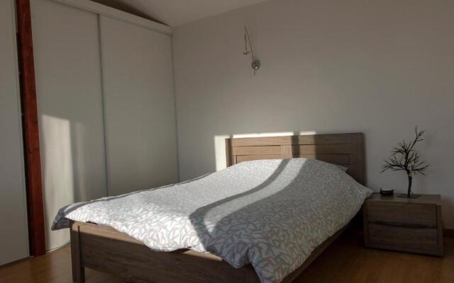 Apartement Maenat