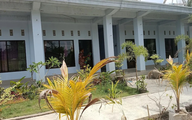 OYO 93603 Nurbata Holdings