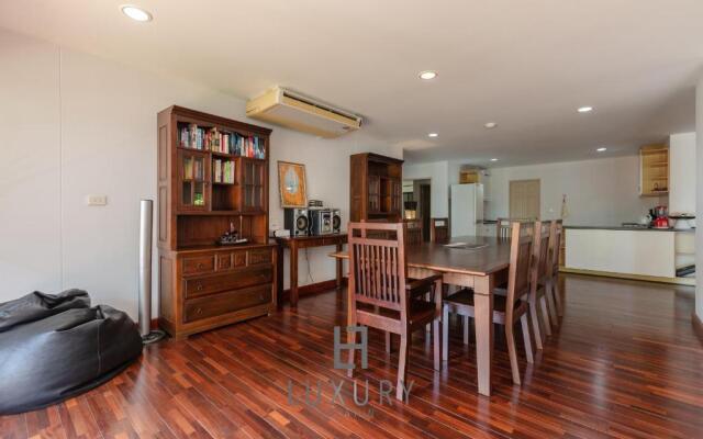 Amazing 5 Bedroom Condo on the Beach SP