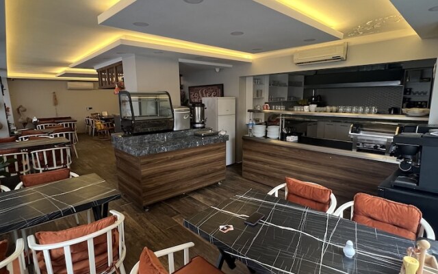 Temel Park Otel