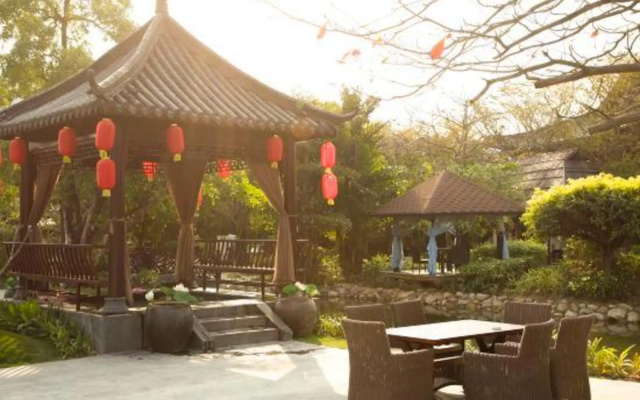 Yushuigu Hot Spring Hotel – Outside – Maoming