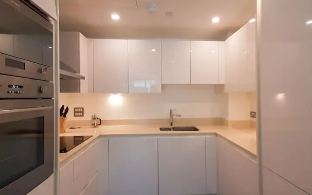 Lincoln Plaza Serviced Apartments Canary Wharf by TheSquare