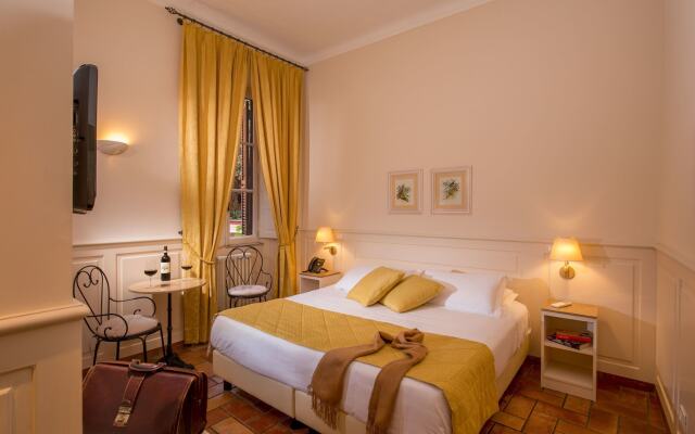 Aenea Superior Inn