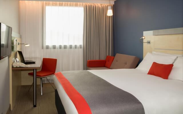 Holiday Inn Express Toulouse Airport by IHG