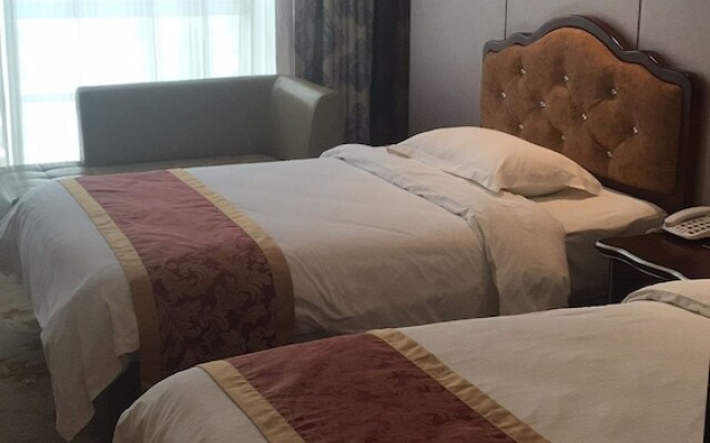 Luoyang Zhenghe Hotel