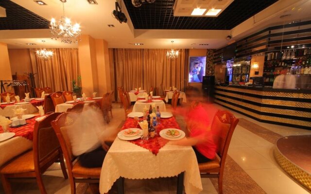 New World Hotel