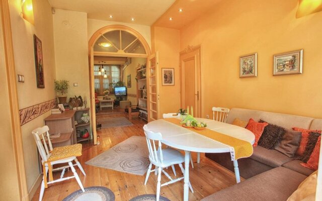 Guesthouse Tomovi