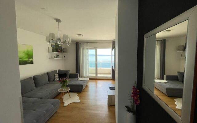 Superior Four Star Apartment