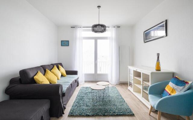 Le Suroit by Cocoonr