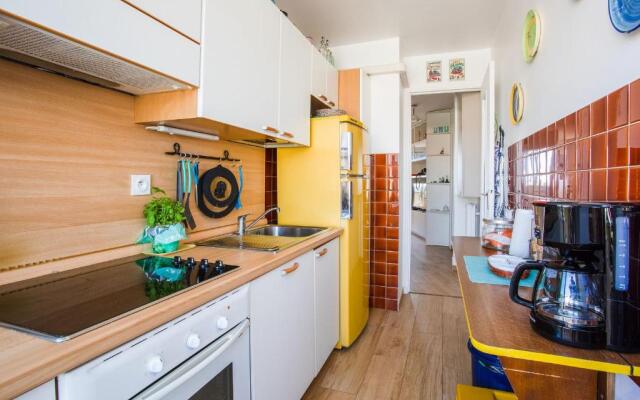 Passy Azur AP4242 by Riviera Holiday Homes