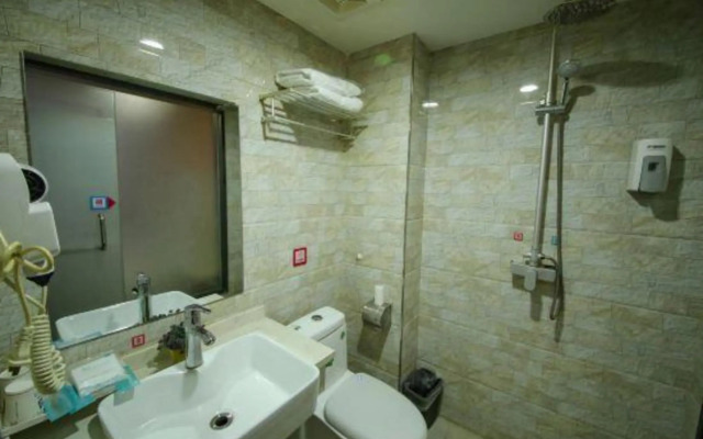 Baoji Youpai Hotel